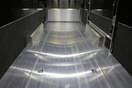 2026 InTech 40' w/Escape Door Lite- 37599-PP — photo 14
