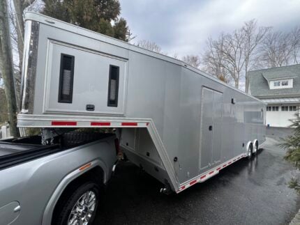 2021 InTech 38' GN Aluminum Racer Car Trailer - 18064-USTK-JG-SPO — photo 2