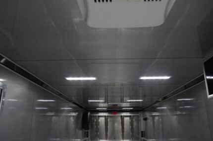 2025 InTech 34' Icon w/ Bath Pkg ICON - 32589-spo — photo 19