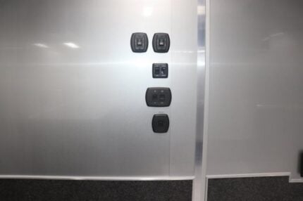 2025 InTech 34' Icon w/ Bath Pkg ICON - 32589-spo — photo 27