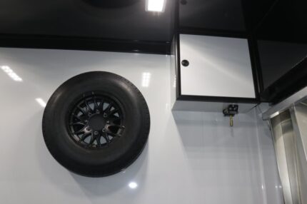 2026 inTech 34' ICON TRAILER- PRO RACE SETUP- KB DEALER DEMO UNIT. — photo 18
