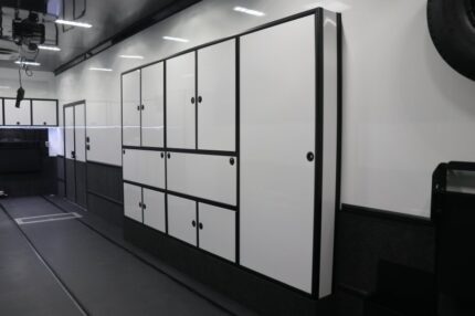 2026 inTech 34' ICON TRAILER- PRO RACE SETUP- KB DEALER DEMO UNIT. — photo 19