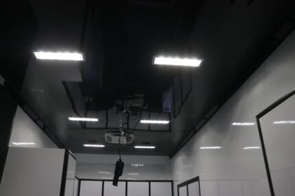 2026 inTech 34' ICON TRAILER- PRO RACE SETUP- KB DEALER DEMO UNIT. — photo 21