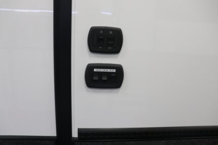 2026 inTech 34' ICON TRAILER- PRO RACE SETUP- KB DEALER DEMO UNIT. — photo 30