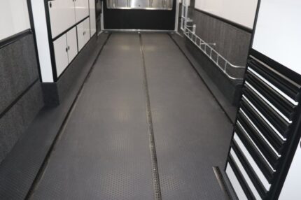 2026 inTech 34' ICON TRAILER- PRO RACE SETUP- KB DEALER DEMO UNIT. — photo 31