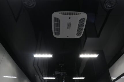 2026 inTech 34' ICON TRAILER- PRO RACE SETUP- KB DEALER DEMO UNIT. — photo 33